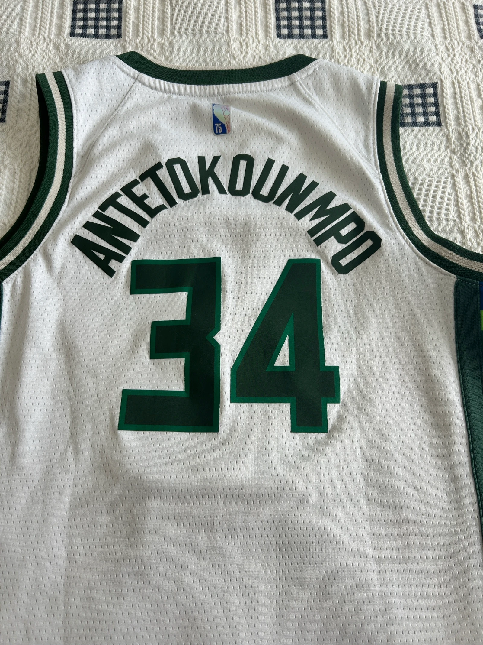 Maillot NBA Milwaukee Bucks #34 Giannis Antetokounmpo Nike City Edition Taille M – photo 3